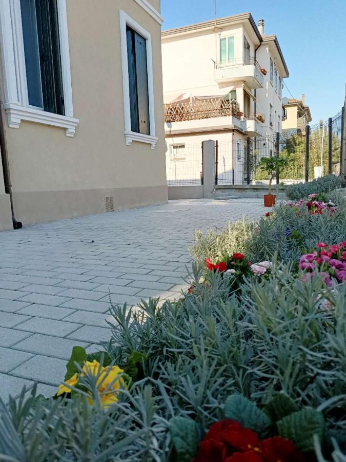 Arcobaleno Room Venezia Местре Экстерьер фото